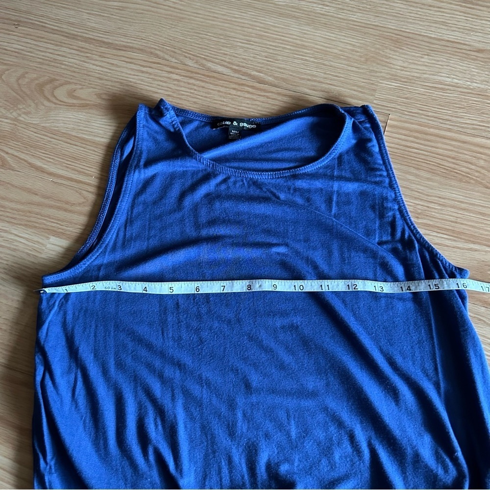 Cable & Gauge Blue Sleeveless Top Medium - Picture 5 of 7